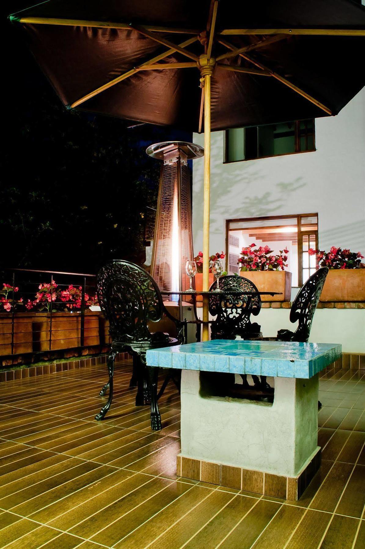 Hotel Casona Usaquen Bogotá Exteriör bild